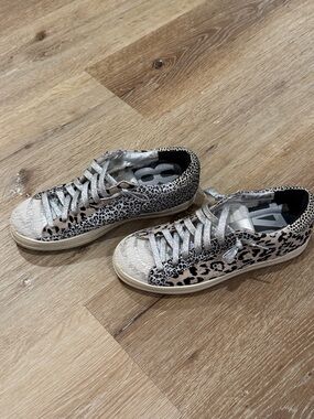 P448 John Calf Hair Sneaker Leopard Size 39